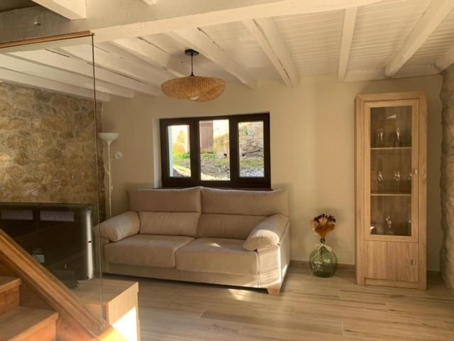 El Rubiu La Tita Villa Llano-Con Exterior photo